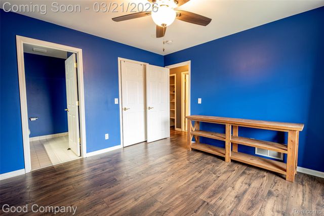 33530 Utica Road, Fraser, MI 48026