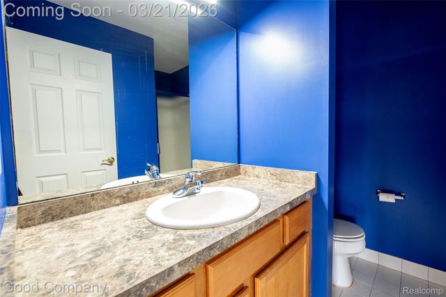 33530 Utica Road, Fraser, MI 48026