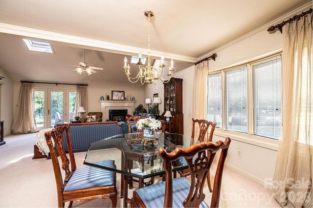 3725 Rock Bridge Drive NE, Conover, NC 28613