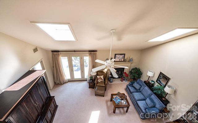 3725 Rock Bridge Drive NE, Conover, NC 28613