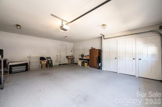 3725 Rock Bridge Drive NE, Conover, NC 28613
