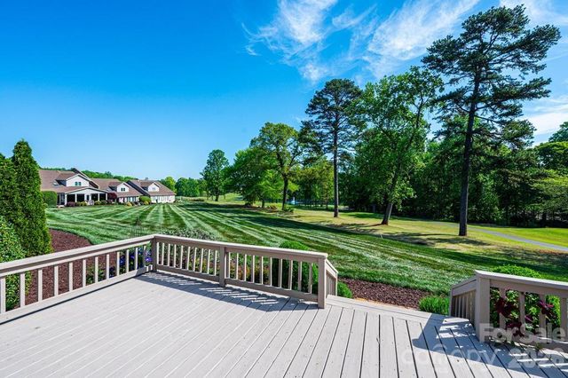 3725 Rock Bridge Drive NE, Conover, NC 28613