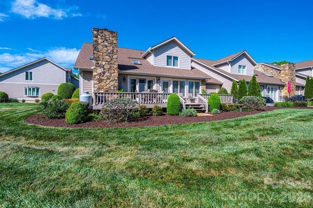3725 Rock Bridge Drive NE, Conover, NC 28613