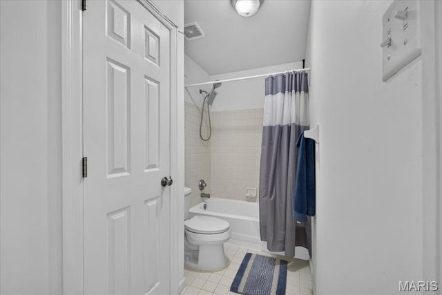 12743 Wynfield Pines Court, Des Peres, MO 63131