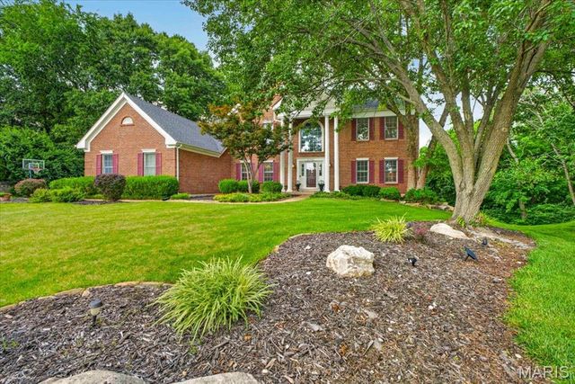 12743 Wynfield Pines Court, Des Peres, MO 63131