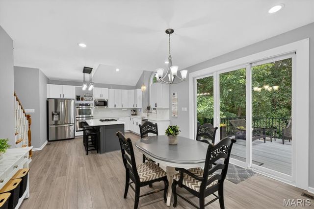 12743 Wynfield Pines Court, Des Peres, MO 63131