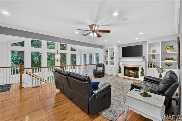 12743 Wynfield Pines Court, Des Peres, MO 63131