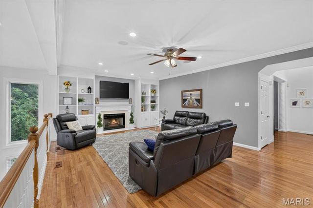 12743 Wynfield Pines Court, Des Peres, MO 63131