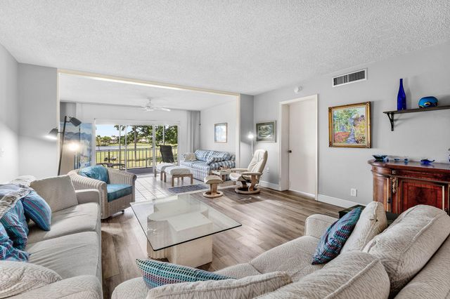 250 John F Kennedy Drive Unit 204, Atlantis, FL 33462