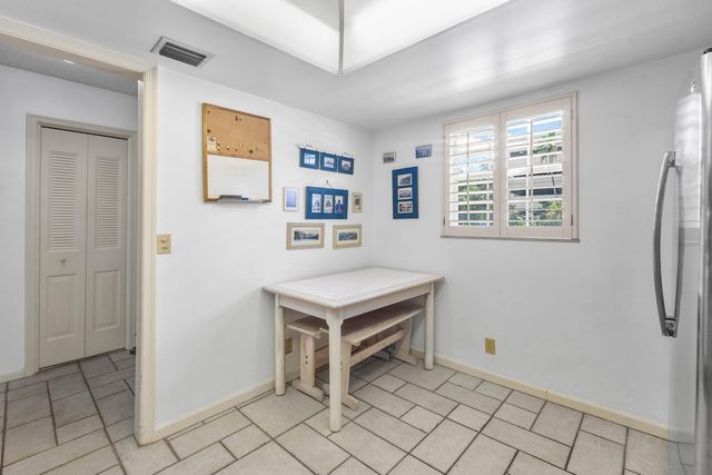 250 John F Kennedy Drive Unit 204, Atlantis, FL 33462