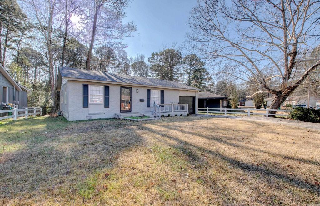 2911 Wynne Dr, Little Rock, AR 72204