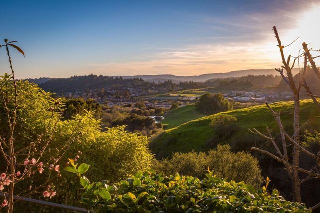128 Dunn Lane, Scotts Valley, CA 95066