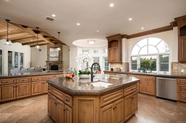 6627 Calle Ponte Bella, Rancho Santa Fe, CA 92091