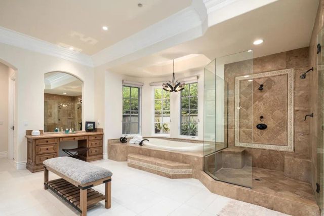 6627 Calle Ponte Bella, Rancho Santa Fe, CA 92091