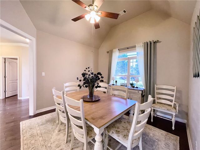 11 Sunfish Court, Russellville, AR 72802