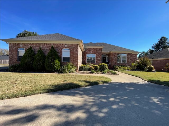 11 Sunfish Court, Russellville, AR 72802