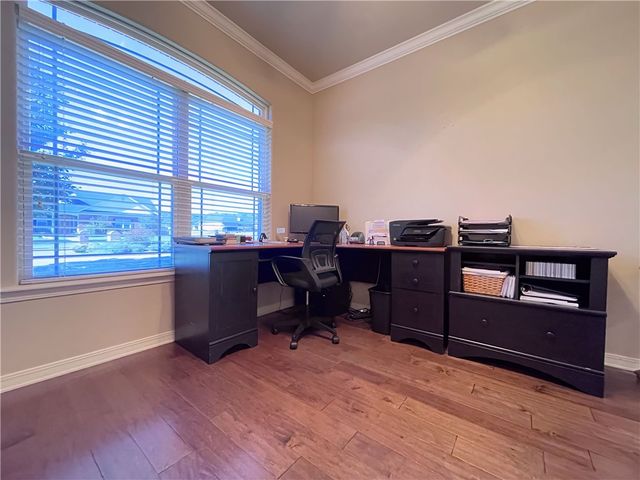 11 Sunfish Court, Russellville, AR 72802