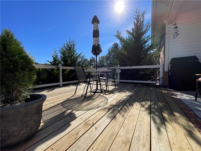 11 Sunfish Court, Russellville, AR 72802