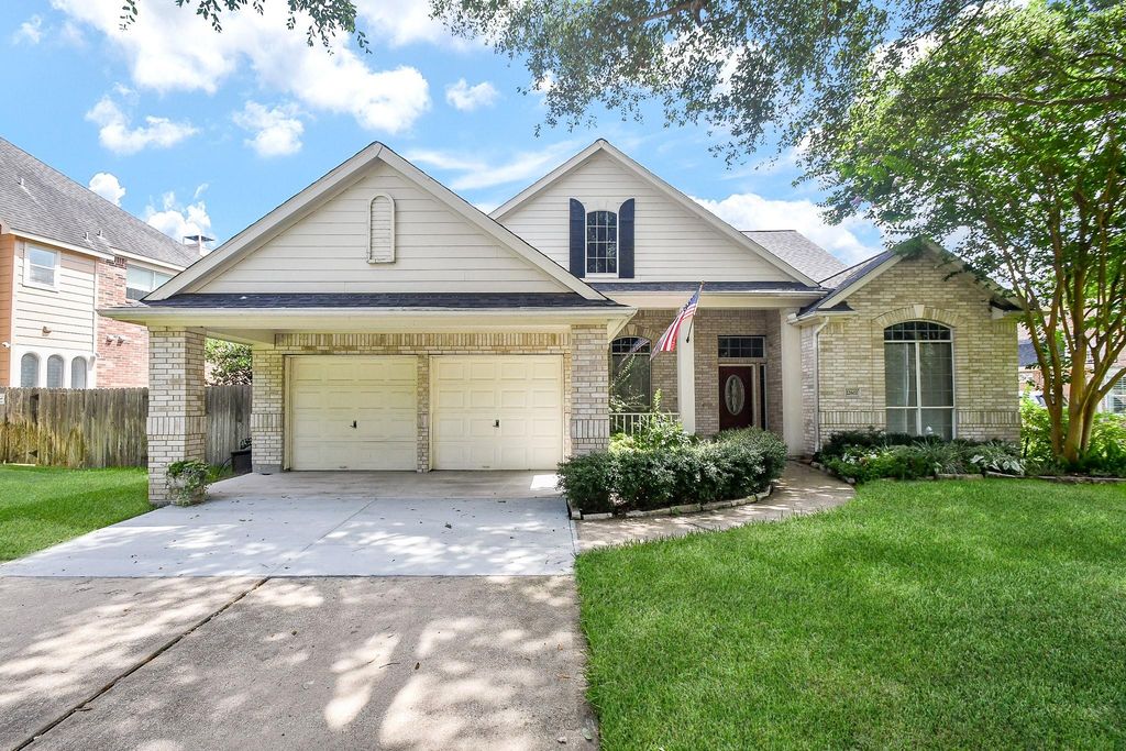 22602 Water Edge Lane, Katy, TX 77494