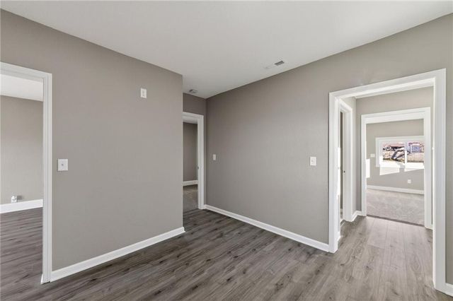 127 S Neconi Avenue, Bonner Springs, KS 66012