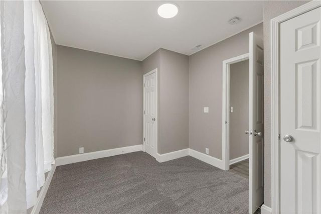 127 S Neconi Avenue, Bonner Springs, KS 66012