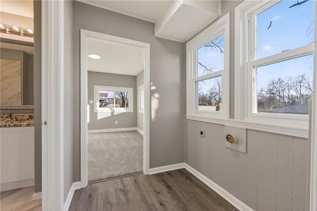 127 S Neconi Avenue, Bonner Springs, KS 66012