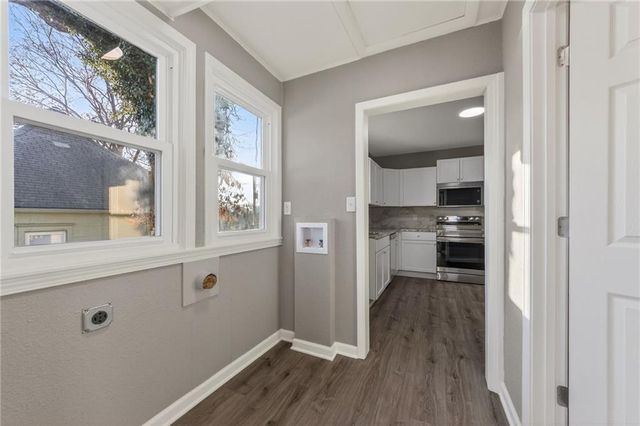 127 S Neconi Avenue, Bonner Springs, KS 66012