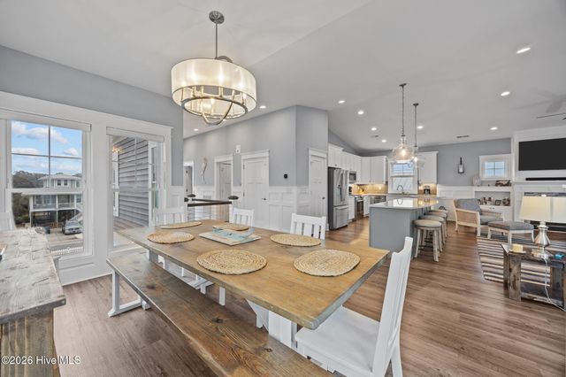 116 W Dolphin Drive, Oak Island, NC 28465