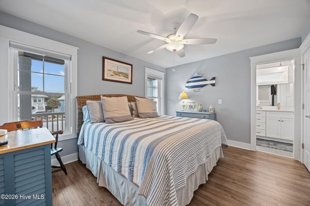 116 W Dolphin Drive, Oak Island, NC 28465