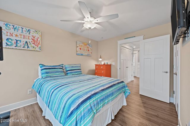 116 W Dolphin Drive, Oak Island, NC 28465