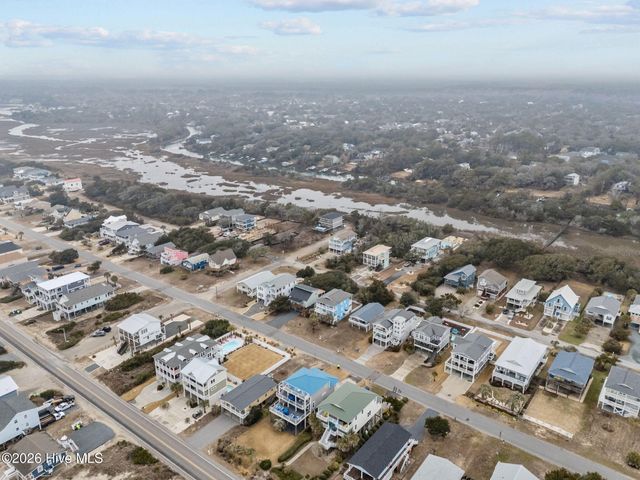 116 W Dolphin Drive, Oak Island, NC 28465