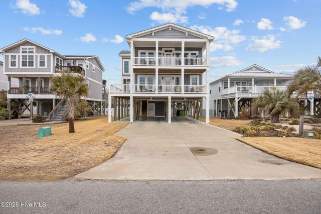 116 W Dolphin Drive, Oak Island, NC 28465