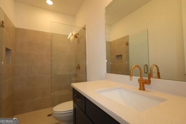 275 Strawberry Lane, Woodstock, GA 30189