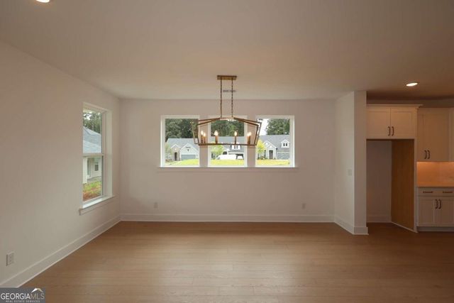 275 Strawberry Lane, Woodstock, GA 30189