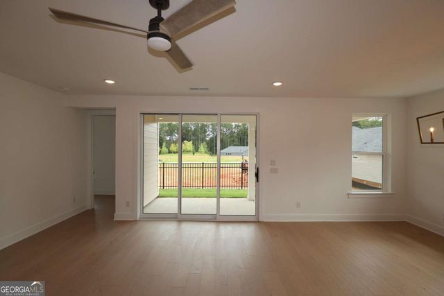 275 Strawberry Lane, Woodstock, GA 30189