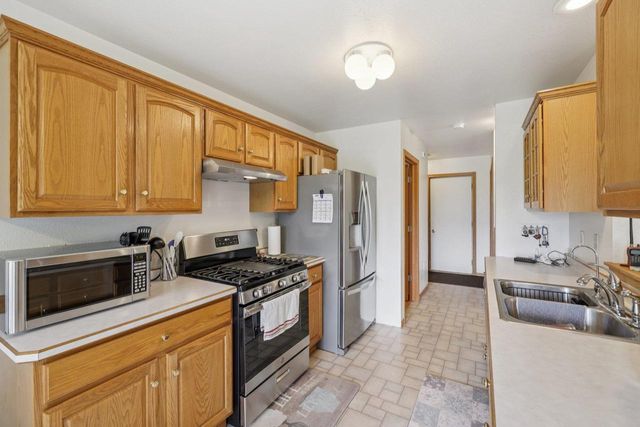 1080 Jaystone Terrace, Waterloo, WI 53594