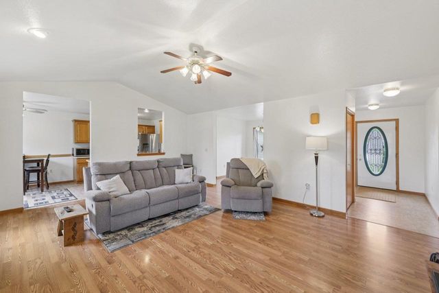 1080 Jaystone Terrace, Waterloo, WI 53594