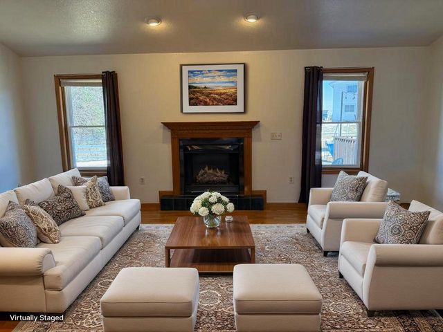 1080 Jaystone Terrace, Waterloo, WI 53594