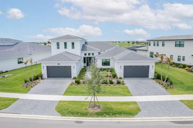 13265 SW Shinnecock Drive, Port St. Lucie, FL 34987