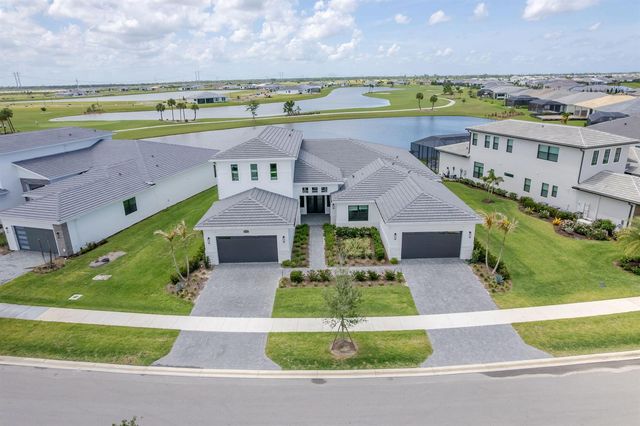 13265 SW Shinnecock Drive, Port St. Lucie, FL 34987