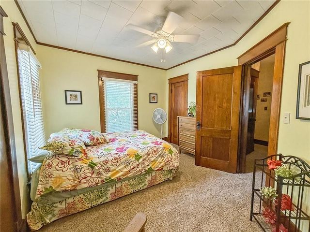 529 W 3RD Street, Maryville, MO 64468