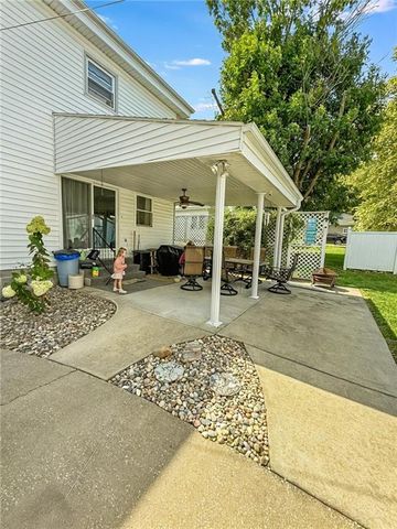 529 W 3RD Street, Maryville, MO 64468