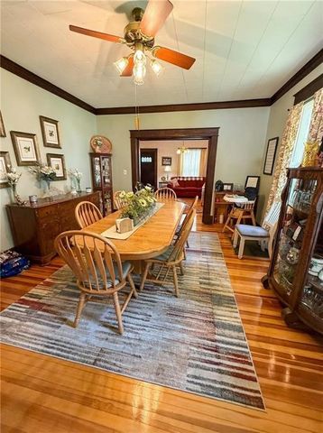 529 W 3RD Street, Maryville, MO 64468