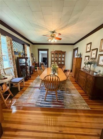 529 W 3RD Street, Maryville, MO 64468