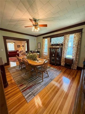 529 W 3RD Street, Maryville, MO 64468