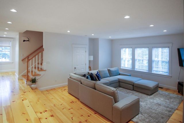 28 Seminole Drive, Yarmouth Port, MA 02675