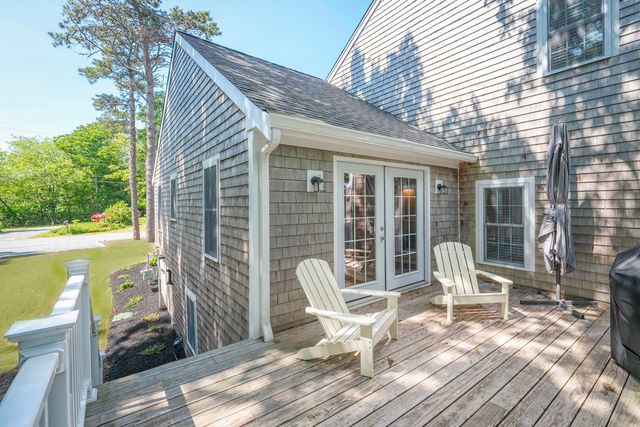 28 Seminole Drive, Yarmouth Port, MA 02675
