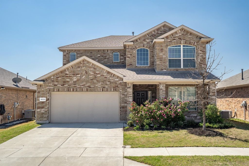 10113 Burtrum Drive, Fort Worth, TX 76177