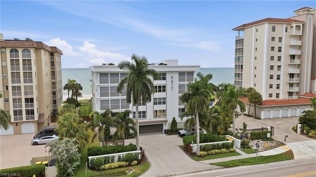 9517 Gulf Shore DR 403, Naples, FL 34108