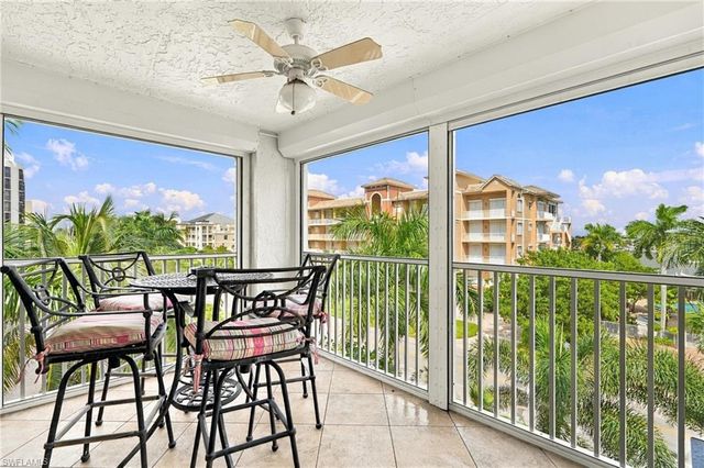 9517 Gulf Shore DR 403, Naples, FL 34108